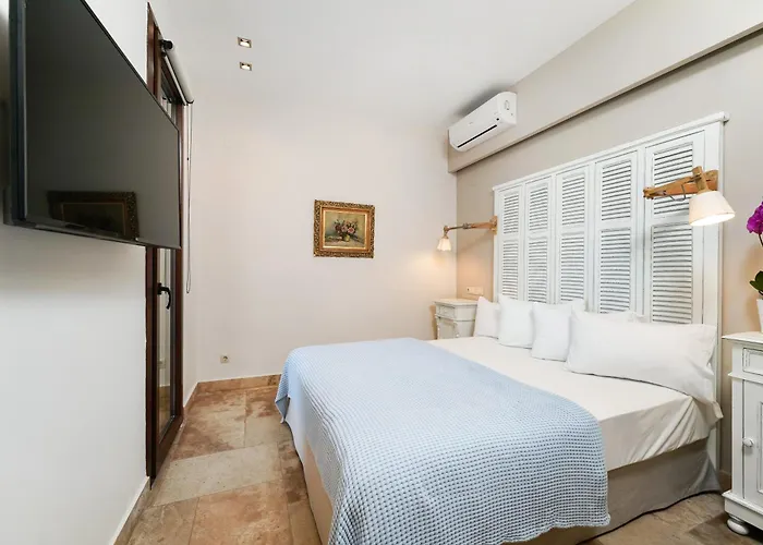 Agorastos 3* コイニラ