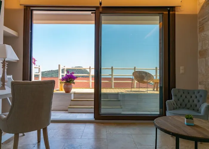 アパートホテル Agorastos 3*