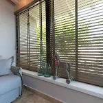 מלון דירות Agorastos 3*