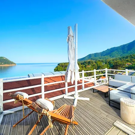 Apartahotel Agorastos 3*