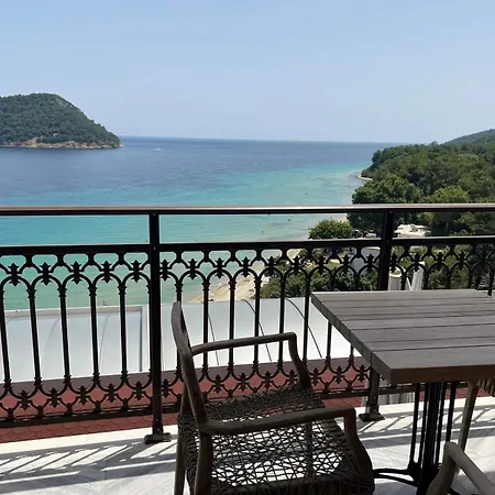 Agorastos 4*
