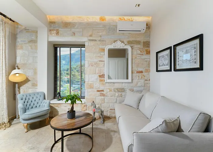 Agorastos Ξενοδοχείο με διαμερίσματα Κοίνυρα